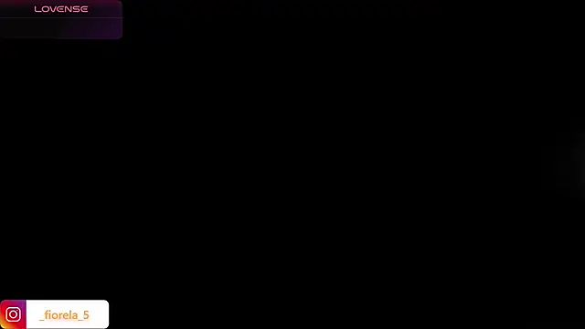 Snapshot of Fiorela_1 chatting on May 13, 2026, 4:41 am Fiorela 1 online show from May 13, 2026, 4:41 am