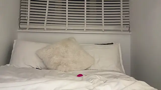 Snapshot of misstressmiaa chatting on November 28, 2025, 12:33 am misstressmiaa online show from November 28, 2025, 12:33 am