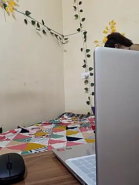 Snapshot of mia_ka_khalifaaa chatting on September 16, 2025, 7:04 pm mia ka khalifaaa online show from September 16, 2025, 7:04 pm