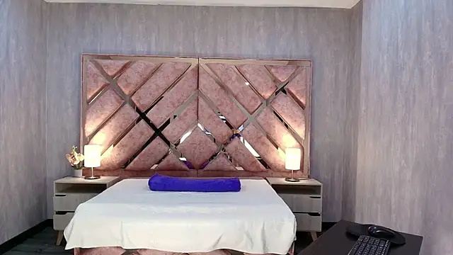 Snapshot of ANABELL_BROWN chatting on November 25, 2025, 7:47 pm ANABELL BROWN online show from November 25, 2025, 7:47 pm