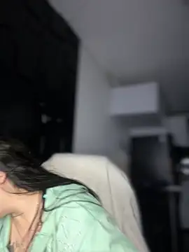 Snapshot of Megaan__More chatting on October 23, 2025, 2:10 am Megaan More online show from October 23, 2025, 2:10 am