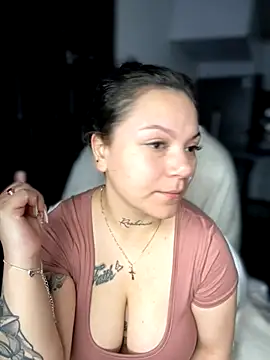 Snapshot of Megaan__More chatting on October 26, 2025, 1:28 am Megaan More online show from October 26, 2025, 1:28 am