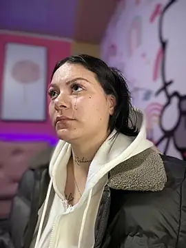 Snapshot of Megaan__More chatting on November 20, 2025, 2:23 am Megaan More online show from November 20, 2025, 2:23 am