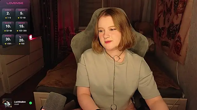 Snapshot of OliviaBlade chatting on September 17, 2025, 5:04 pm OliviaBlade online show from September 17, 2025, 5:04 pm