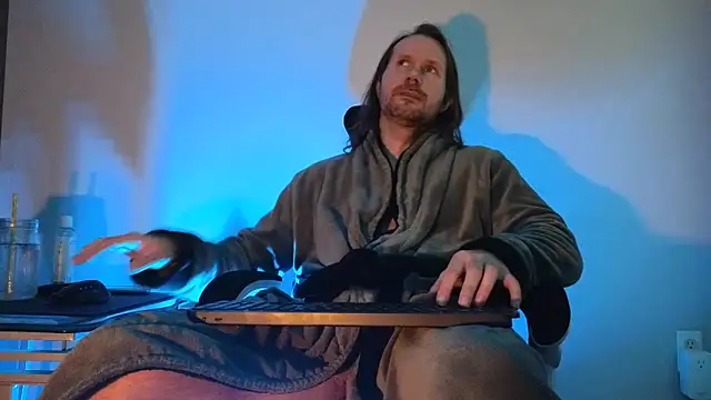 Snapshot of AlbinoAdonis chatting on September 30, 2025, 9:32 pm AlbinoAdonis online show from September 30, 2025, 9:32 pm