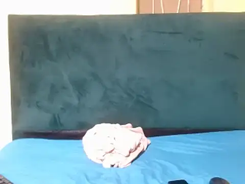 Freaky-Nicky18 online show from September 26, 2025, 7:21 pm