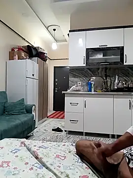 Favoriniz65 online show from October 8, 2025, 6:41 pm