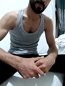 Favoriniz65 online show from December 2, 2025, 8:54 pm