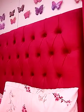 Snapshot of BlackberriesXxx chatting on February 28, 2026, 2:28 pm BlackberriesXxx online show from February 28, 2026, 2:28 pm