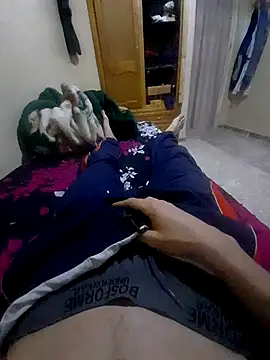 Snapshot of adem63636 chatting on November 30, 2025, 1:23 pm adem63636 online show from November 30, 2025, 1:23 pm