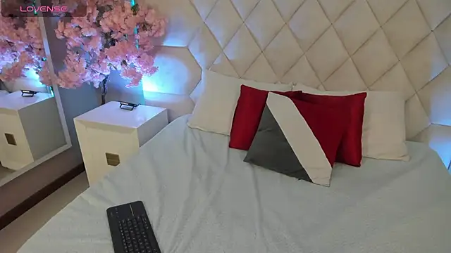 Snapshot of Adara__carter_ chatting on October 26, 2025, 12:49 pm Adara carter online show from October 26, 2025, 12:49 pm