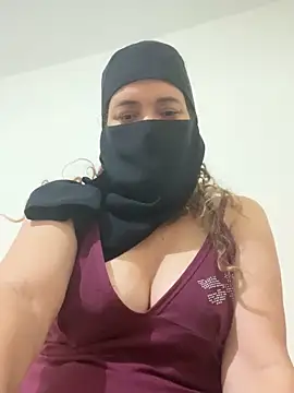 Wild-Nayra online show from November 15, 2025, 1:09 am