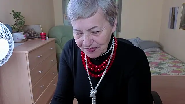 Freya Fable online show from October 16, 2025, 7:49 am