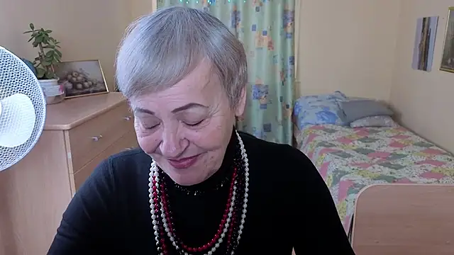 Freya Fable online show from October 15, 2025, 9:17 am