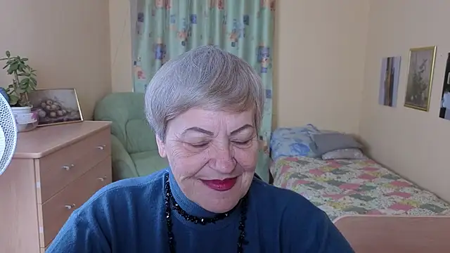 Freya Fable online show from October 13, 2025, 7:54 am