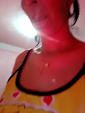 Snapshot of ZARAY_1118 chatting on November 9, 2025, 1:20 am ZARAY 1118 online show from November 9, 2025, 1:20 am