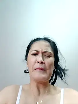 Snapshot of ZARAY_1118 chatting on November 19, 2025, 9:37 pm ZARAY 1118 online show from November 19, 2025, 9:37 pm