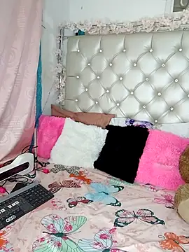 ZARAY 1118 online show from February 16, 2026, 1:59 am