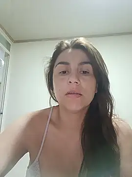 Snapshot of vanessa-titisM chatting on July 8, 2026, 4:13 am vanessa-titisM online show from July 8, 2026, 4:13 am