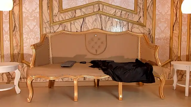 Snapshot of Helenstanford chatting on January 13, 2026, 12:42 pm Helenstanford online show from January 13, 2026, 12:42 pm