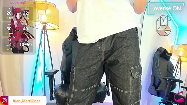 Snapshot of Im_Juaniito chatting on November 2, 2025, 2:49 am Im Juaniito online show from November 2, 2025, 2:49 am