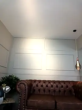 ArielBlossom    online show from January 17, 2026, 11:58 am