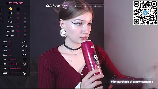 Snapshot of Nutsy_Kitty chatting on November 12, 2025, 10:13 pm Nutsy Kitty online show from November 12, 2025, 10:13 pm