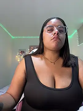 Anabelle 00  online show from April 9, 2026, 3:08 am