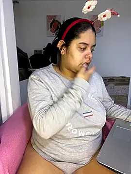 Snapshot of Anabelle_00_ chatting on December 15, 2025, 3:12 am Anabelle 00 online show from December 15, 2025, 3:12 am