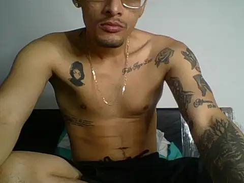 bluc96cm online show from October 12, 2025, 2:02 am