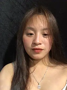 chipchip-00 online show from October 14, 2025, 1:34 pm