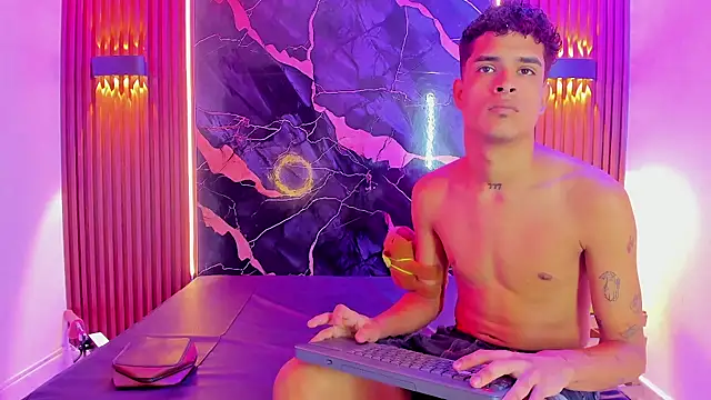 Lucky boys  X online show from November 15, 2025, 12:42 pm