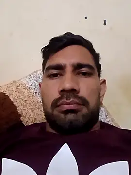 Snapshot of snadycam chatting on November 28, 2025, 3:01 pm snadycam online show from November 28, 2025, 3:01 pm