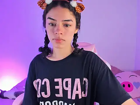 Snapshot of maddy_parker__ chatting on November 12, 2025, 8:56 pm maddy parker online show from November 12, 2025, 8:56 pm