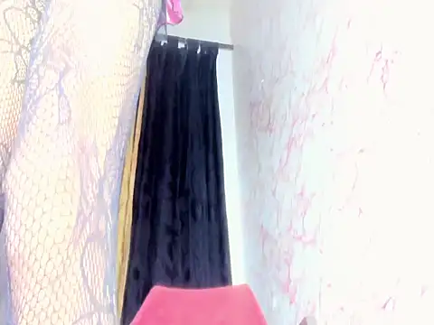 Snapshot of franchescadoll chatting on September 17, 2025, 3:08 am franchescadoll online show from September 17, 2025, 3:08 am