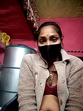 Snapshot of Suman_ji1 chatting on November 26, 2025, 5:24 pm Suman ji1 online show from November 26, 2025, 5:24 pm