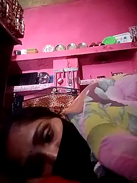 Snapshot of Suman_ji1 chatting on November 22, 2025, 5:12 pm Suman ji1 online show from November 22, 2025, 5:12 pm