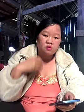 Snapshot of riso-00 chatting on November 29, 2025, 4:23 am riso-00 online show from November 29, 2025, 4:23 am