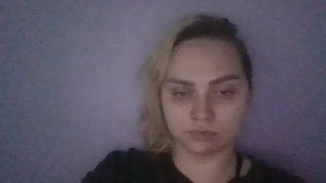 Snapshot of Oryneli chatting on July 8, 2026, 5:57 pm Oryneli online show from July 8, 2026, 5:57 pm