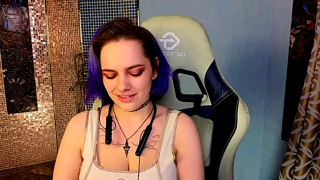 Eniferi online show from November 30, 2025, 1:01 pm