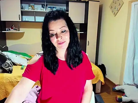 Snapshot of Soffy_Skye chatting on February 25, 2026, 5:07 am Soffy Skye online show from February 25, 2026, 5:07 am