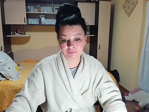 Snapshot of Soffy_Skye chatting on February 11, 2026, 5:07 am Soffy Skye online show from February 11, 2026, 5:07 am