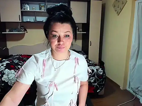 Soffy Skye online show from March 5, 2026, 6:21 am