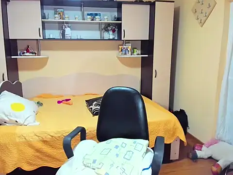 Snapshot of Soffy_Skye chatting on February 14, 2026, 6:24 am Soffy Skye online show from February 14, 2026, 6:24 am