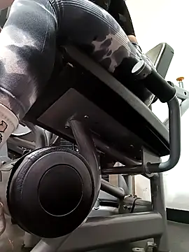 Mishchelle Zakii online show from February 16, 2026, 9:02 pm