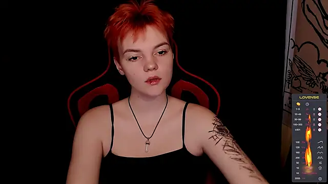 KrisNeal online show from November 9, 2025, 9:13 am