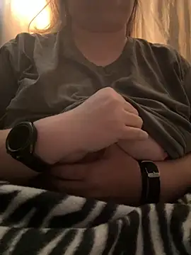 Snapshot of lindamarie_ chatting on September 12, 2025, 4:07 pm lindamarie online show from September 12, 2025, 4:07 pm