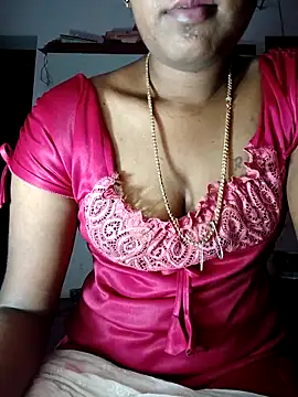 Tamil Kavitha online show from December 18, 2025, 4:33 pm