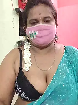 Snapshot of Diya_Rani chatting on October 31, 2025, 6:15 pm Diya Rani online show from October 31, 2025, 6:15 pm