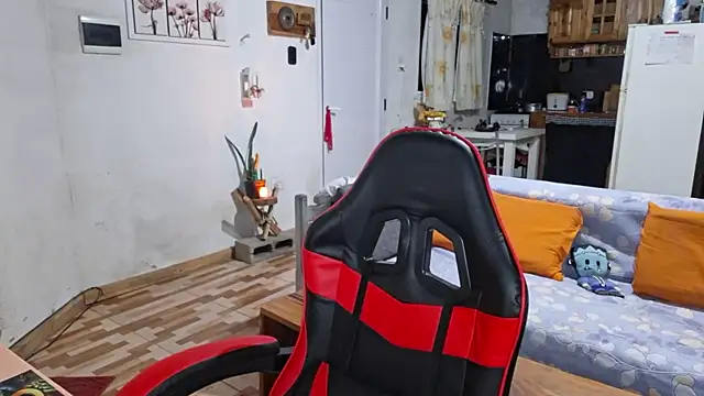 ObeyLust online show from December 22, 2025, 4:01 am